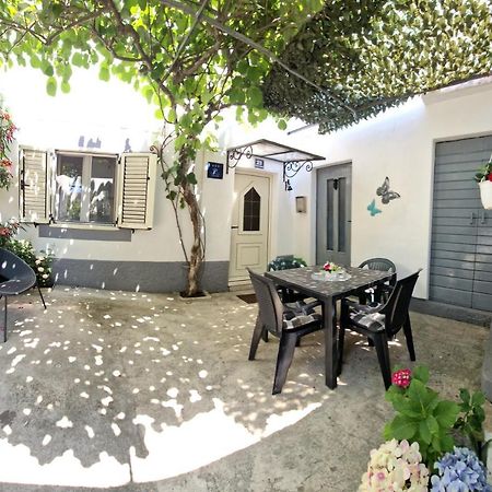 Apartman Perina Trogir Exteriör bild
