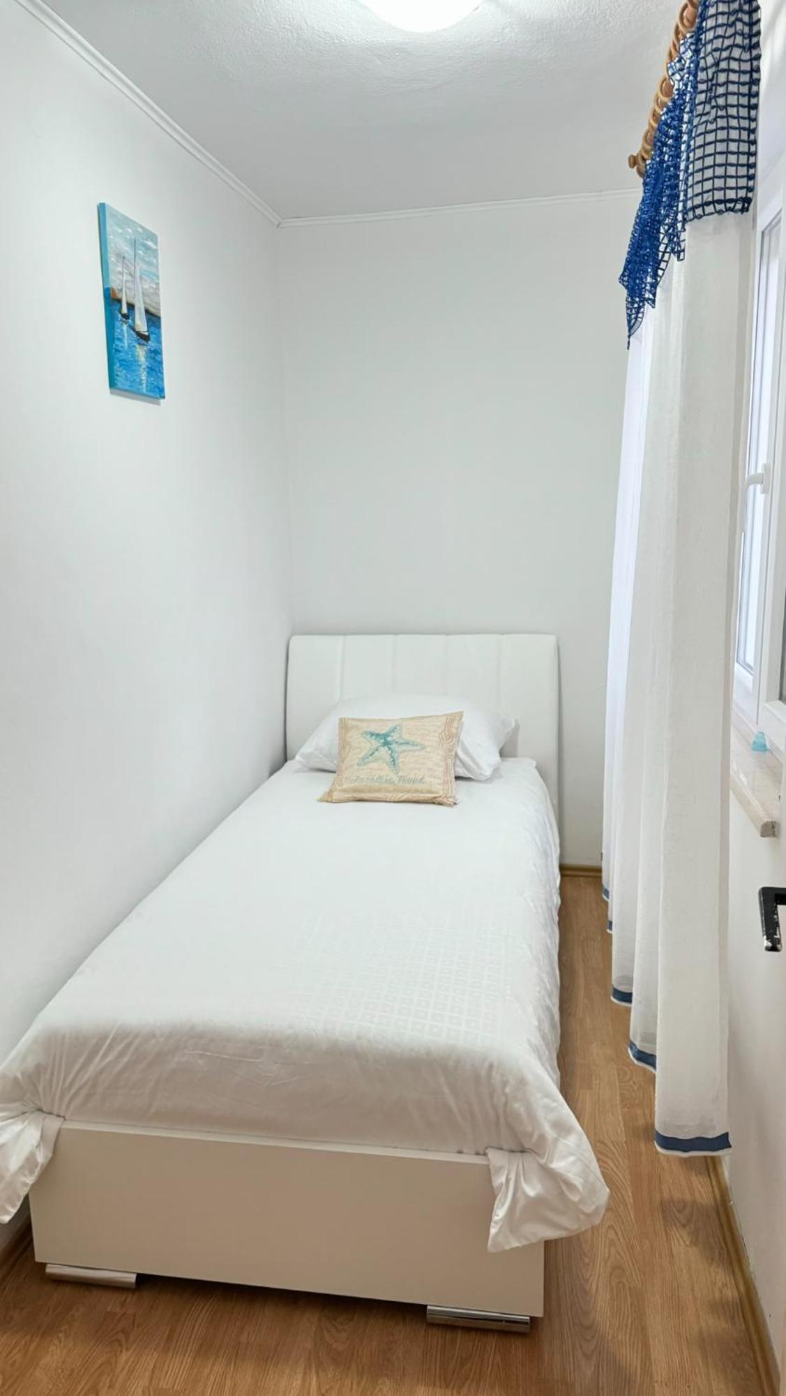 Apartman Perina Trogir Exteriör bild