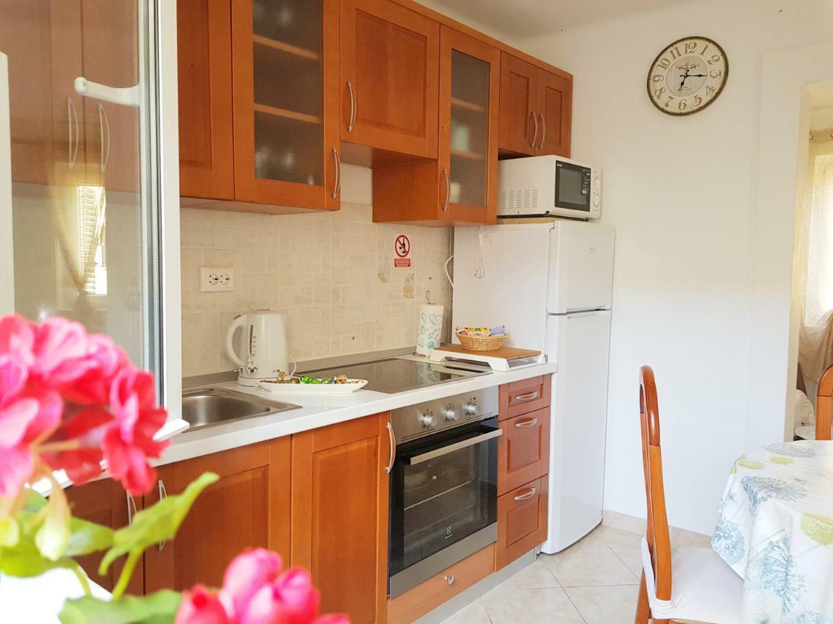 Apartman Perina Trogir Exteriör bild
