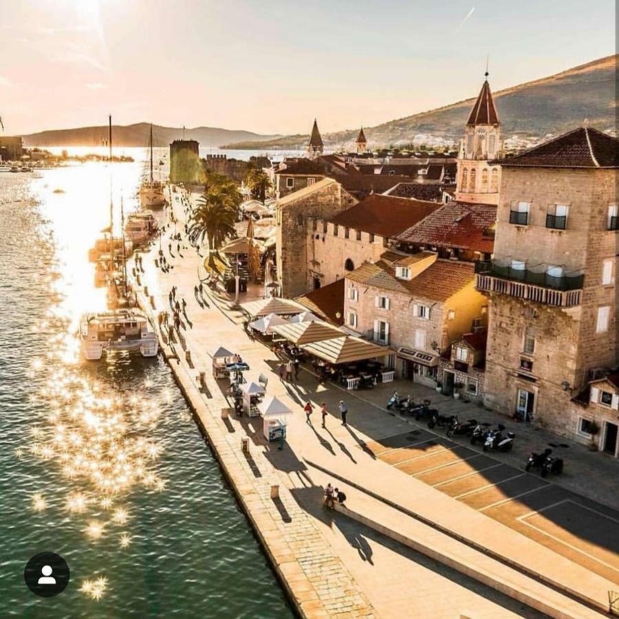 Apartman Perina Trogir Exteriör bild